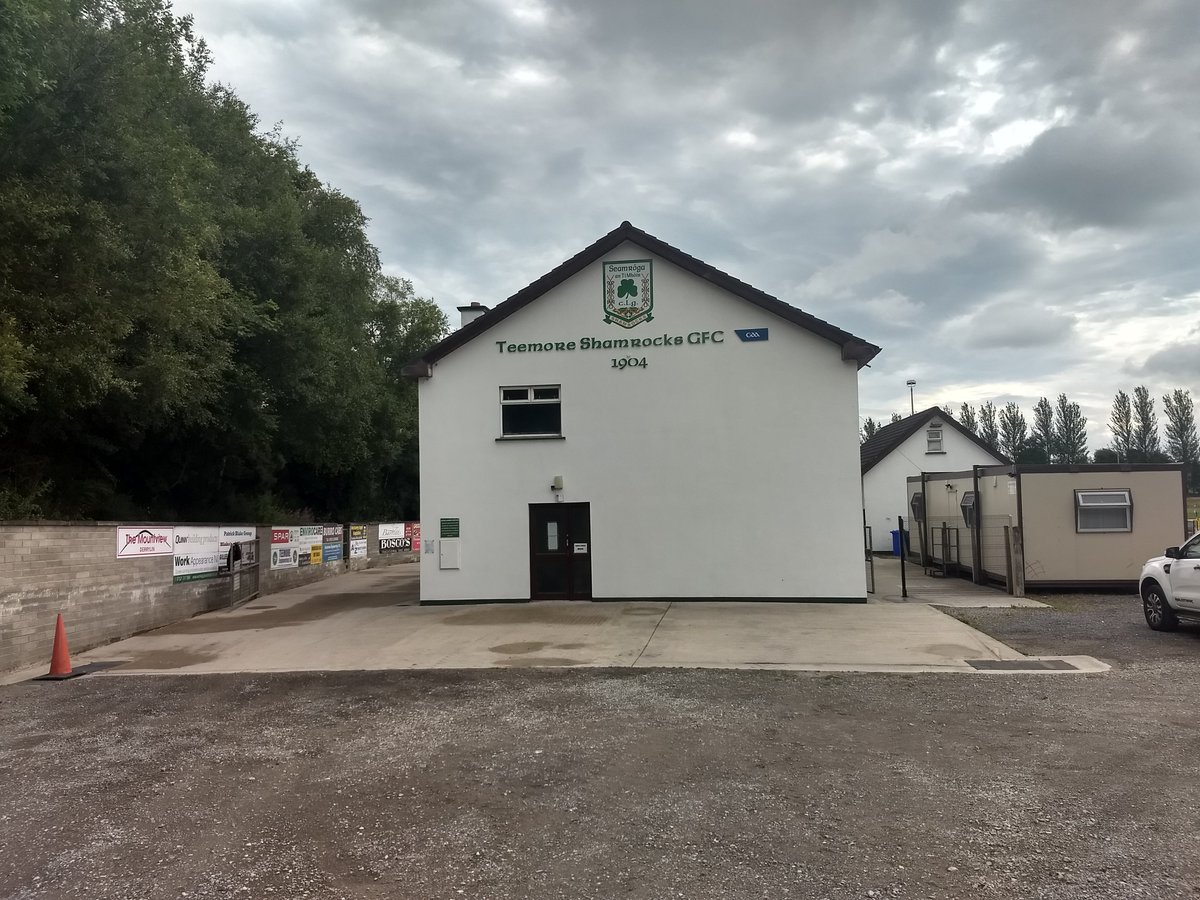 ErncoGroup's tweet photo. The new signage is up at St Mary's Park, Teemore. The place is looking great with the new park and recent improvement works. Good luck to the Shamrocks with their 2019 Summer Camp which starts tomorrow. https://t.co/hm2a0Dwkhy