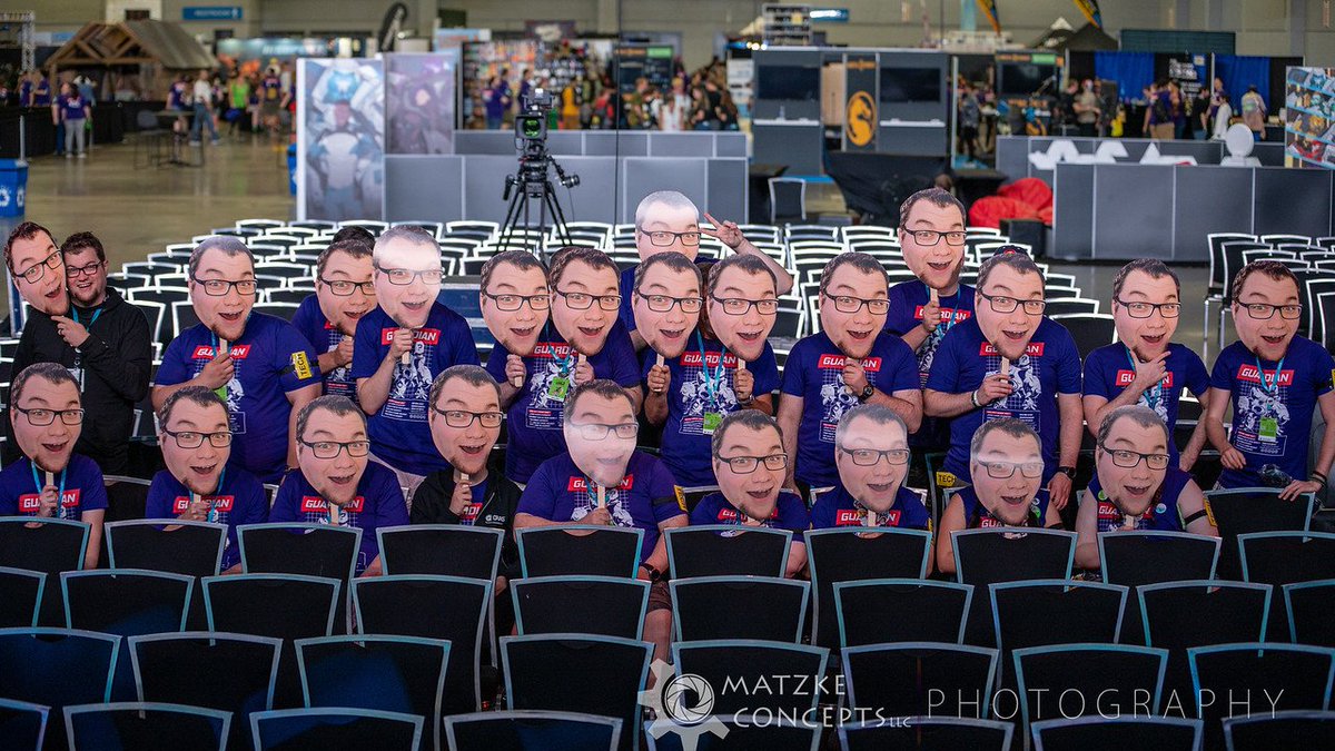 BigHeadofTech's tweet photo. With RTX officially over I must now begin my prilgramage back to Canada. I'll see you all next year. #RTXAustin https://t.co/0k3drp4Ibb