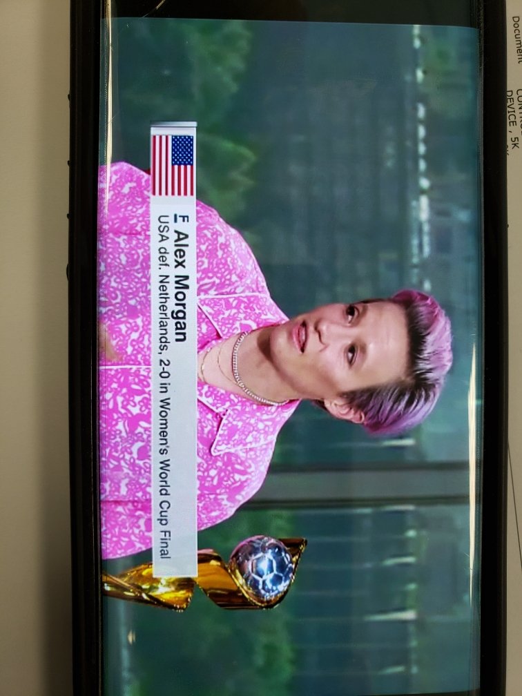 TheTKrow's tweet photo. @espn please correct to highlight @mPinoe instead of @alexmorgan13. Both awesome ladies, but they are two different people. 😁 https://t.co/NFKsA7p5sX