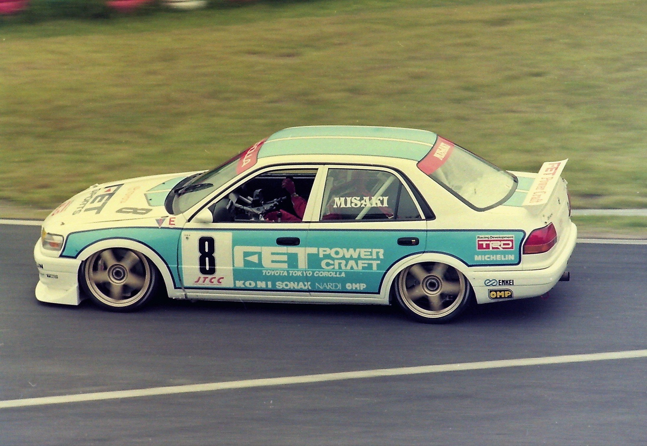 ひろkun 昔撮った写真を貼ってみる レース編 1995年 Jtcc Rd 4 鈴鹿 No 6 マツダ ランティス 寺田陽次郎 No 8 トヨタ カローラ 見崎清志 No 10 Bmw318i スティーブ ソパー No 87 オペル ベクトラ アンソニー リード T Co