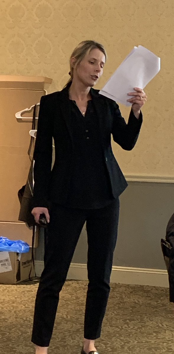 michele minniear tweet media