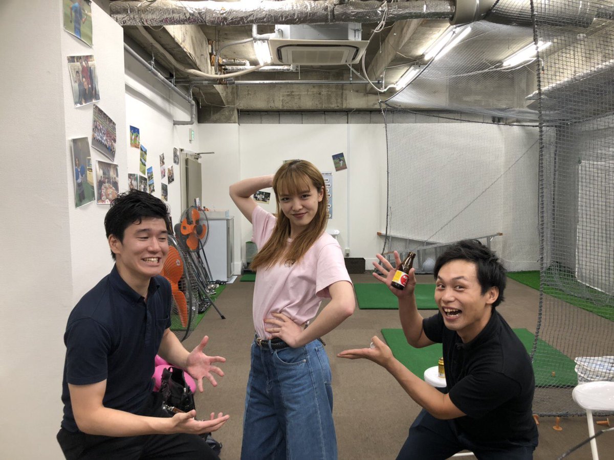 0301Ofkyuma's tweet photo. 三宮駅前ゴルフスクール⛳️🏌️‍♀️
#駅前ゴルフスクール #ゴルフ #ゴルフ男子 #ゴルフ女子 #ゴルフ初心者 #近田豊年 #ヒッコリーゴルフフォレスト https://t.co/Uo91BqnF8U