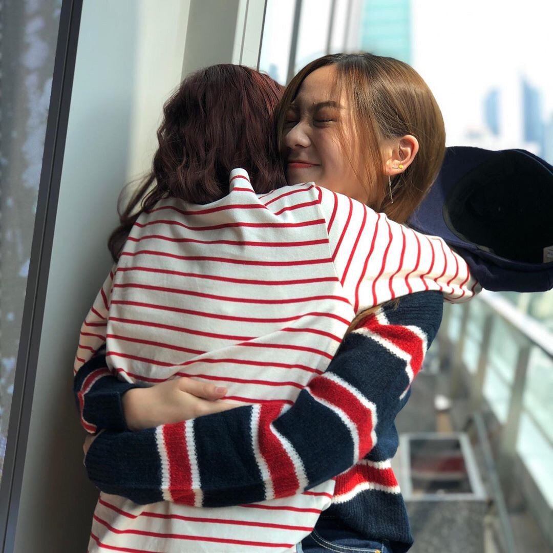 MAIAMOON4's tweet photo. ความรัก ความผูกพันธ์ที่มีให้กันแบบเพื่อน แบบพี่น้องหาไม่ได้อีกแล้ว ปัญดูแลน้อง และน้องดูแลปัญกันด้วยนะ ผ่านอะไรตั้งมากมาย คอยดูแลกันและกันอย่างนี้ตลอดไป
#PunBNK48 #MobileBNK48 #ปัญโม #BNK48 #HBD17thMobileBNK48 https://t.co/5uglaEkPqk