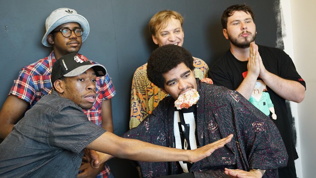 Donuts N. Akahol tweet media