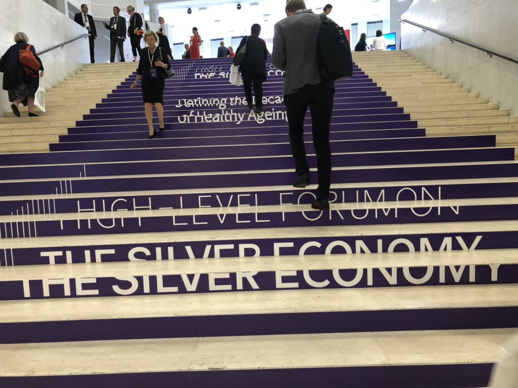 WangNinie's tweet photo. #SilverEconomy2019 #EU2019FI 欧盟轮值主席、芬兰总理开幕演讲：（银色经济是）全民健康幸福的经济 https://t.co/CE7YTS3nCk