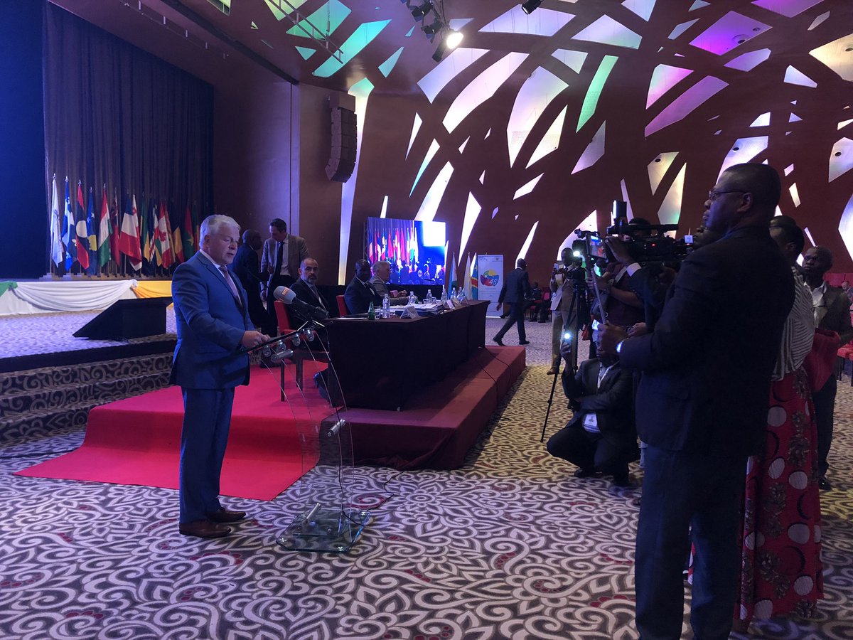 APFfrancophonie's tweet photo. Le Président @assnatci M. Amadou Soumahoro succède @fparadislevis @AssnatQc à la présidence de l’#APF #45APF #Abidjan https://t.co/TTrU8A5jzr