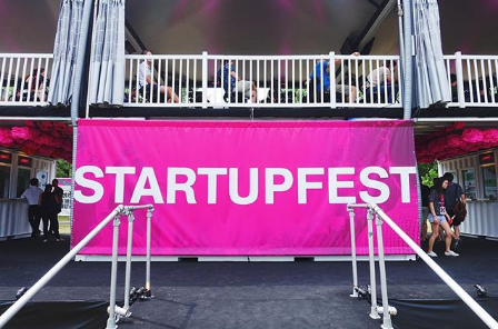 operio_ca's tweet photo. Operio est fière de participer au @startupfest  les 11 et 12 juillet en partenariat avec la @banquenationale. 
https://t.co/UqG3iay51g
#startups #montreal #entrepreneurship #startuplife https://t.co/SBAUh8Ni38