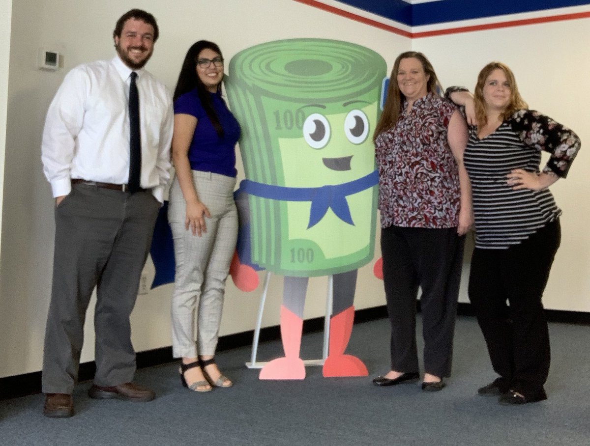 Thanks for the hospitality, Summerville! @BridgetMoody21 <a href="/donell_temple/">Donell Temple</a> <a href="/MarcDouble07/">Marc Stephens</a> #TMXNHD19