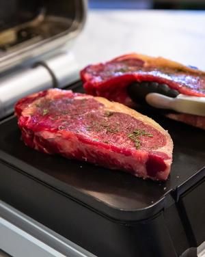 Ever wonder how Cinder Grill works? 👀Here's some ~light~ reading on it. 👉 buff.ly/2F6J6en