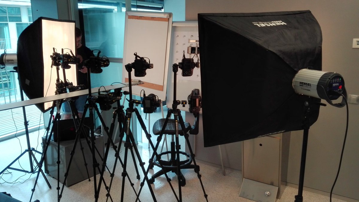 xavi_sevillano's tweet photo. At @emblbarcelona with @AbadiasNeus comparing  and  facial shape capture using photogrammetry and low cost depth imaging #BEGiN https://t.co/xQEP9JEGXw