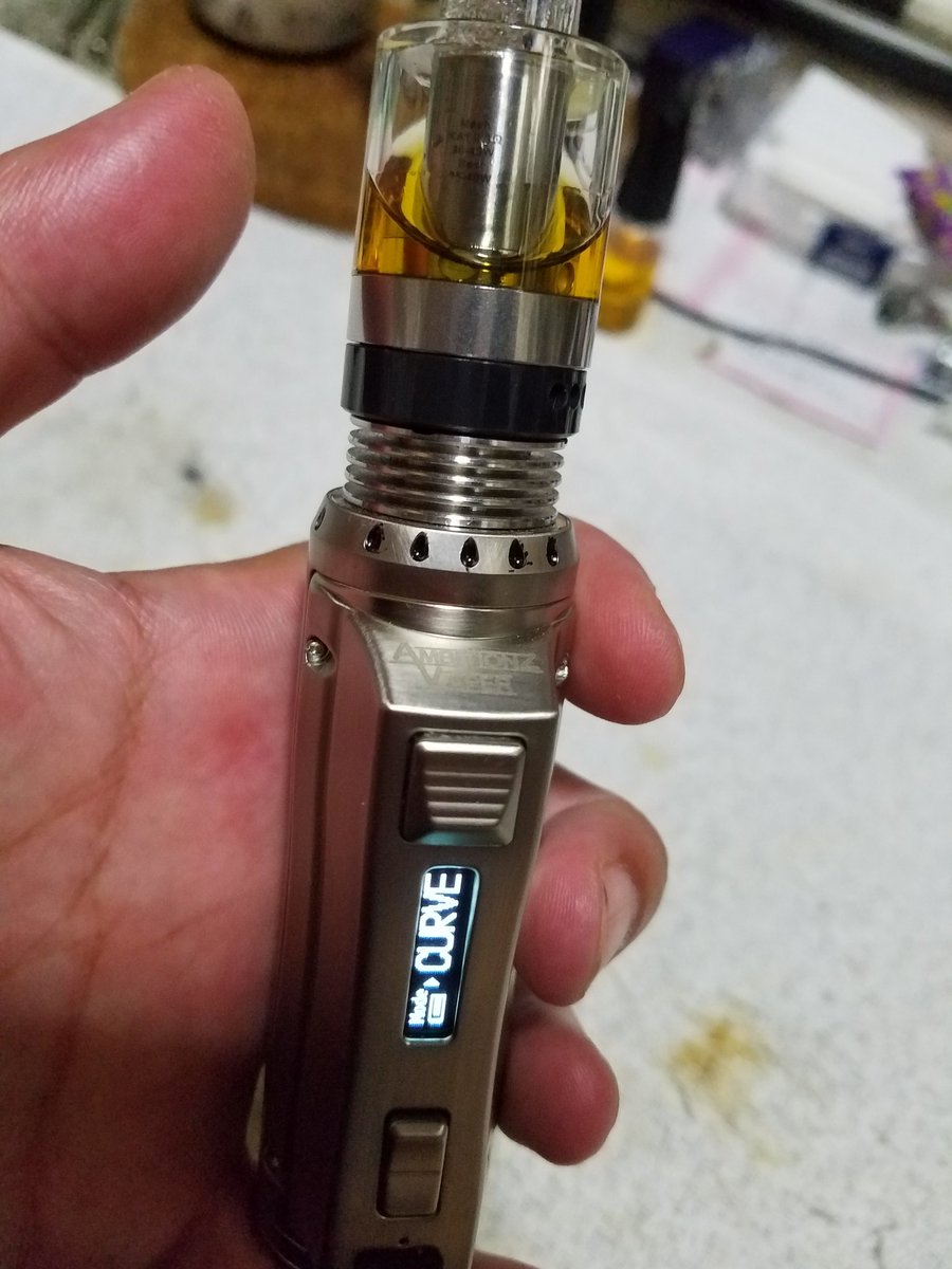 yamayou0's tweet image. #VAPE
#EHPRO
#COLDSTEEL100

立ち上がり速すぎ😆
モード変更の時「シュコシュコ」
電源落とすときも「シュコシュコ」

通電通電😅
   嬉しい悲鳴では、あるけれど
北斗真剣 あたたたたー
    でしないとね♪