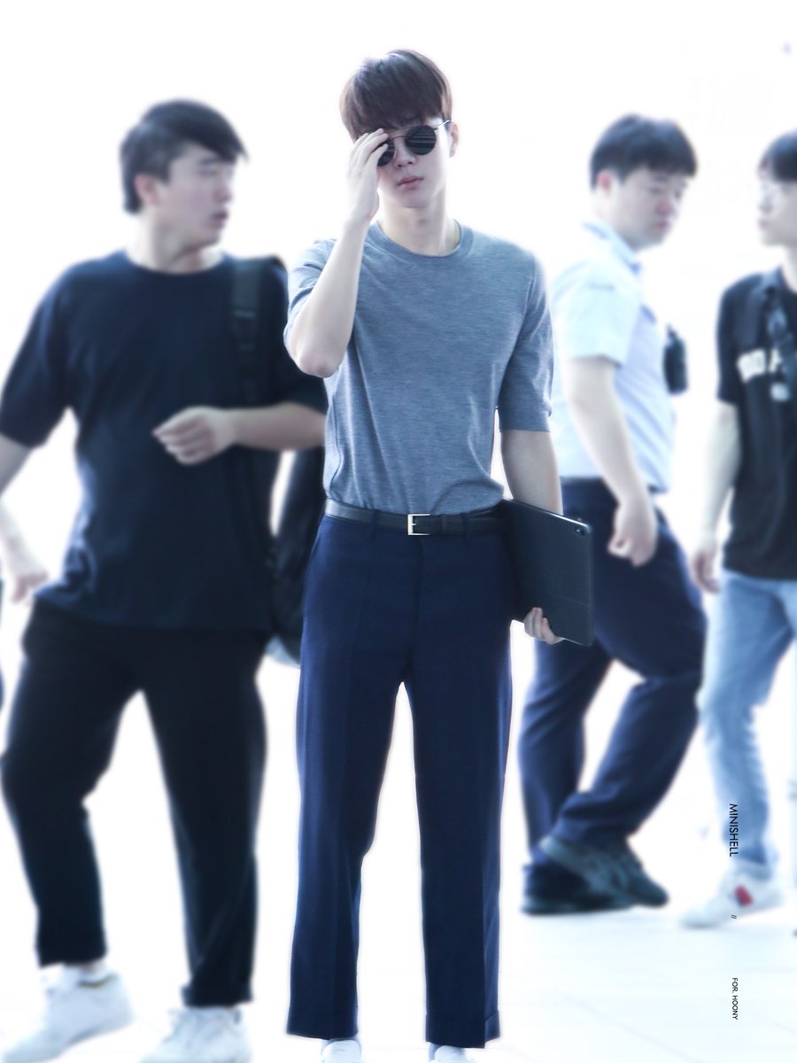 minishell_W's tweet photo. 190705 출국

#위너 #이승훈 #WINNER #HOONY https://t.co/m0yLN7FoQd