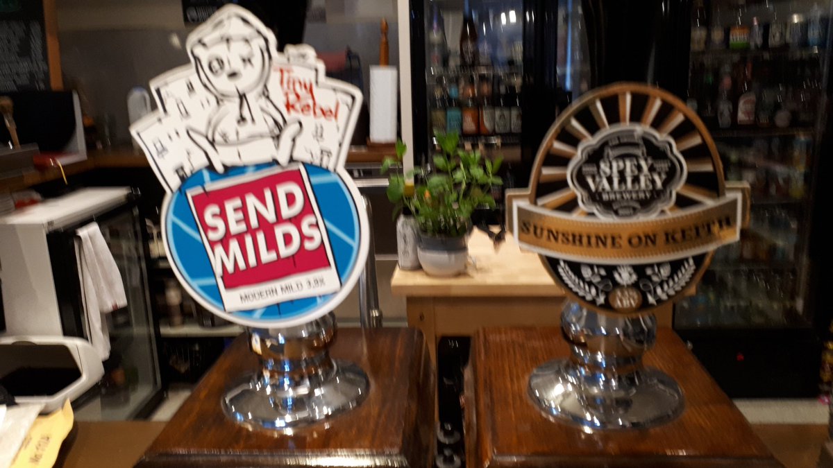 The_Craft_Bar's tweet photo. On today @The_Craft_Bar Aberdednshire.  
@tinyrebelbrewco send milds
@speyvalleybeers Sunshine on Keith
"Its not raining in the pub" https://t.co/eRaamJlVQM