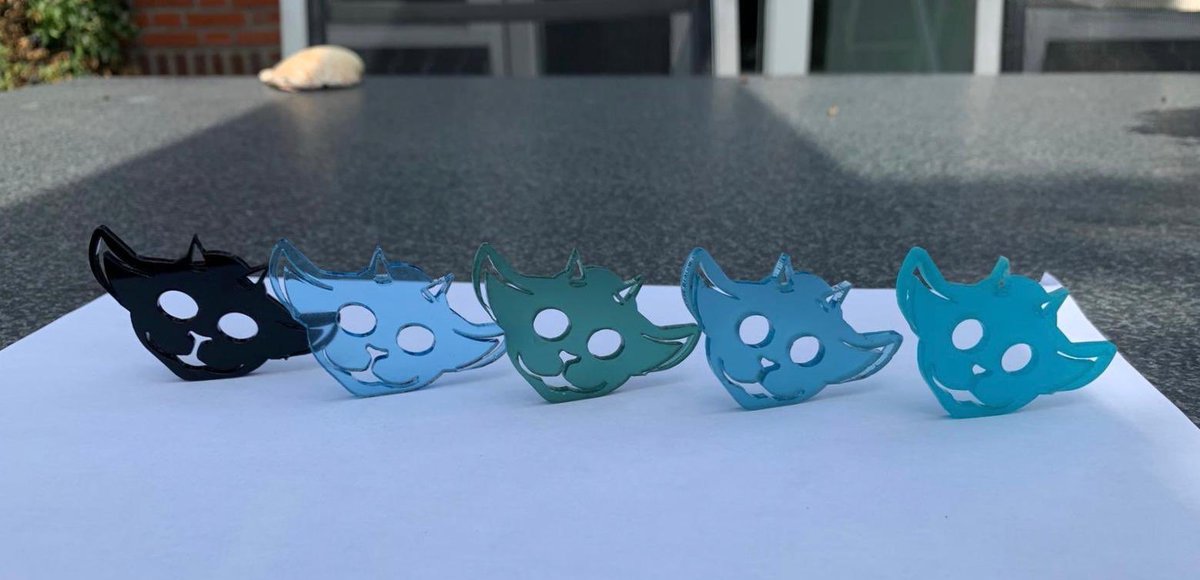 laserbandito's tweet photo. NED COLLECTION GIVEAWAY

as a thankyou for your support, we want to give away 3 ned keychains

follow us &amp; retweet this to make a chance to win a ned keychain of your desired color! 

winners will be announced on july 16th

#cliqueart #twentyonepilots @nedsbayou @cliffthevulture https://t.co/653ObMlMWg