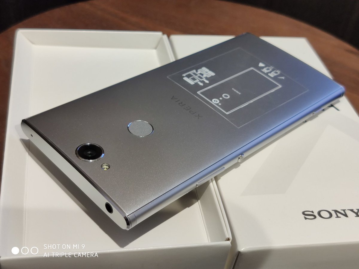 Five_Columns's tweet photo. #イオシス で「Xperia XA2 Plus」を購入
今さらスナドラ630、カメラもイマイチ😥
でも液晶と質感はGood!
#Xperia
#XperiaXA2Plus https://t.co/9OxXxkFV2p