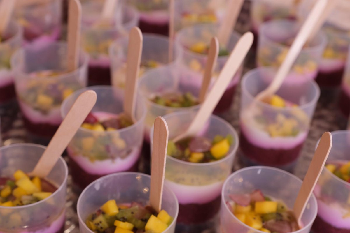 valetedecopaspt's tweet photo. O último fim-de-semana contou com um #FestivaldaComida #Continente em que música e gastronomia foram estrelas. E até a fruta brilhou.🍊🍍🍉
.
#Fruta. 👨‍🍳 @Continente_PT
.
#food #foodie #FCC2019 #produtoscontinente #confiancaprodutoaproduto #fccprodutoscontinente #frescoscontinente https://t.co/9zf0Y4qlOF