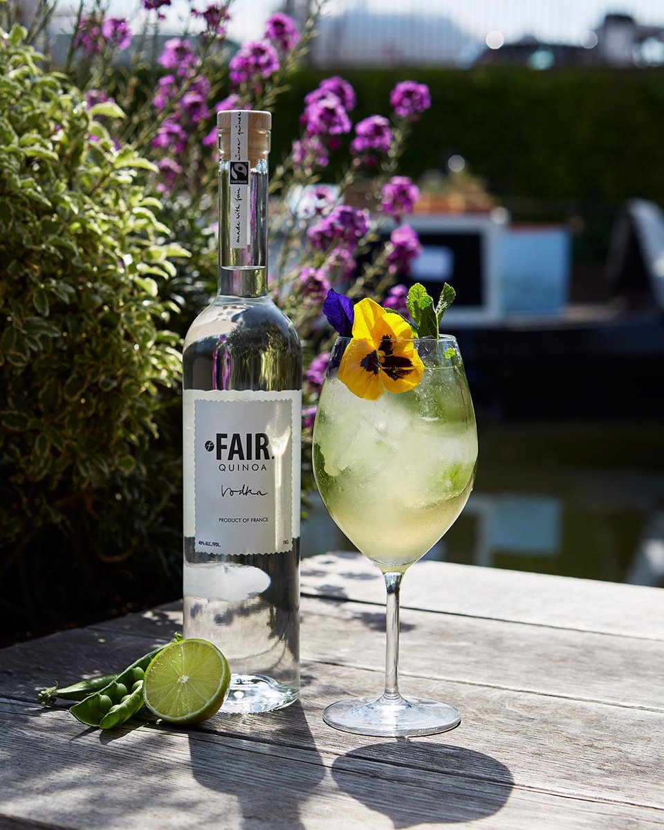 For every cocktail 🍸served £1 will be donated to #TheFelixProject, a local charity dedicated to rescuing edible food waste and delivering it to vulnerable people suffering from food poverty in #London. ‘Greener On The Inside’ 🌿will run until July 14th at @PercyAndFounders!
