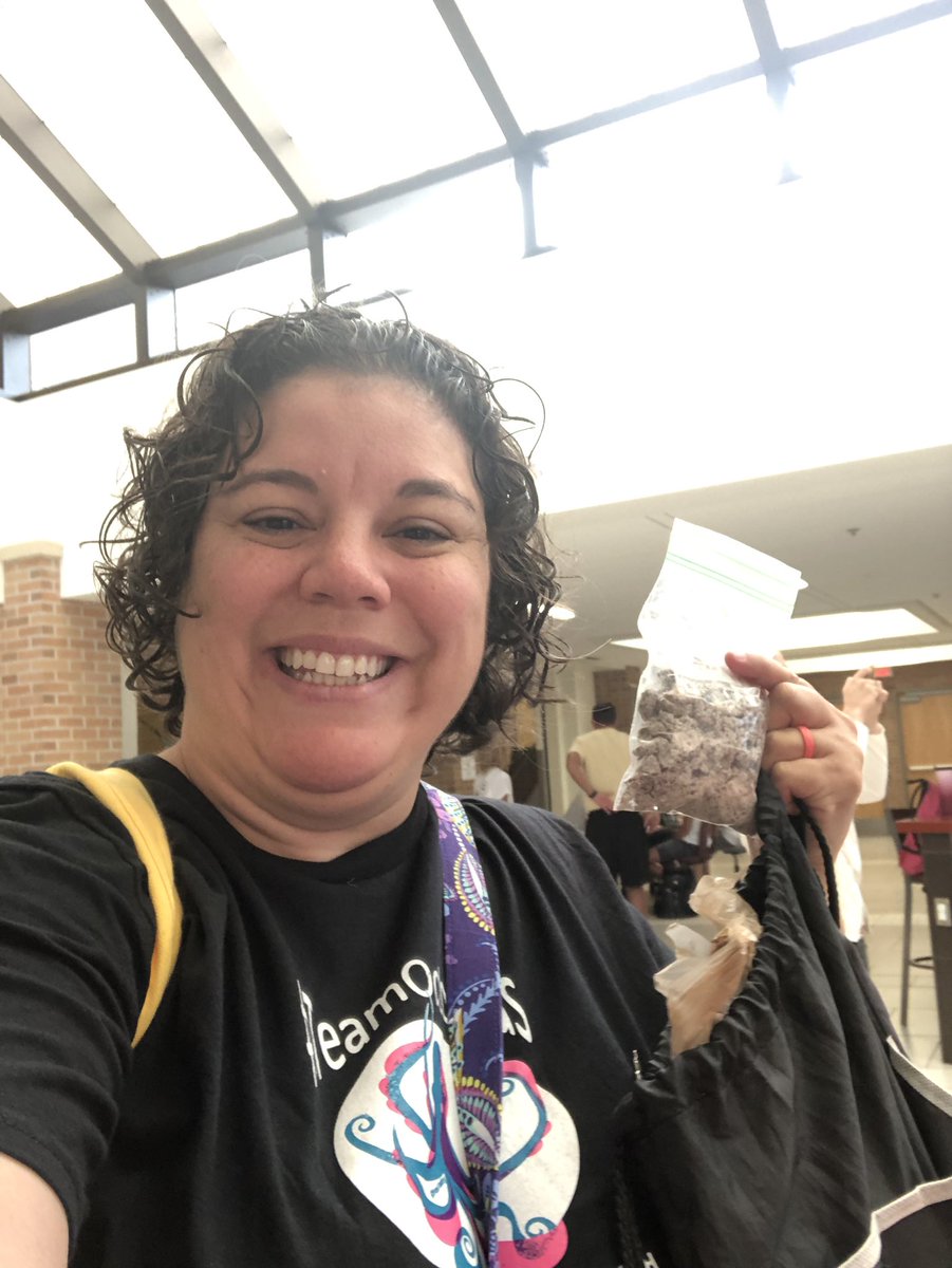 zonderclassnews's tweet image. If anyone wants some peanut free puppy chow today #nerdcampmi2019 come find me!