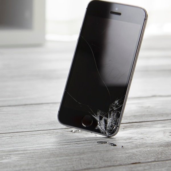 phoneessence's tweet photo. Is your laptop not booting?
Is your MacBook screen damaged?
Phone Essence offer a No Fix No Fee* on all repairs with
FREE Diagnostics on all computers and Mac's
Students don't forget your 20% off with a valid NUS or Student Card! https://t.co/GD2K1325Km