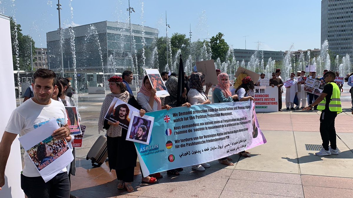 Glimpses of #PTM protest in Geneva during #HRC41, highlighting the problems faced by Pashtuns in #Pakistan
@kochaiAfghaan @A_ProudCivilian @ShahidQuetta @francescam63 @a_siab @BushraGohar