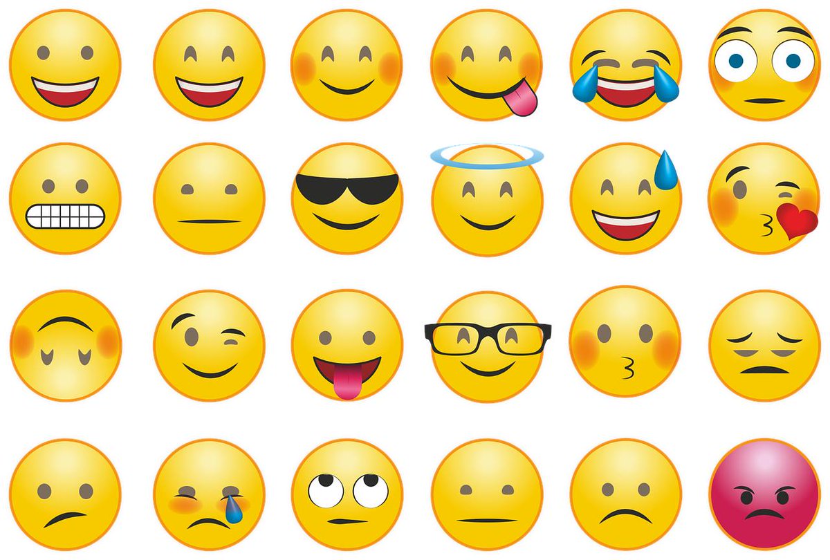 playandflex's tweet photo. ¿Cuál de ellos es tu preferido? ¡Feliz #DiaMundialDelEmoji! 😍😎😜😇 #FelizMiercoles https://t.co/HSYwsvxtBt