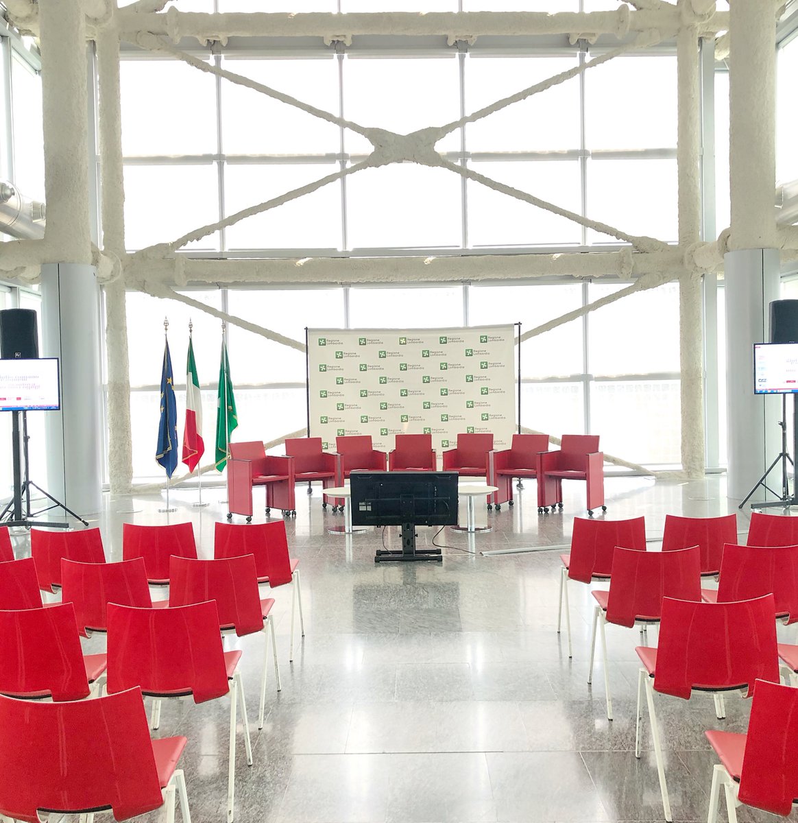 ElectaEditore's tweet photo. Tutti pronti per celebrare l’anno di #GiulioRomanoMantova?🎉

🎥 Seguite la diretta streaming della conferenza stampa di presentazione degli eventi e delle iniziative sul profilo Facebook di @cittadimantova, dalle ore 15.30 ➭ https://t.co/nkV2rIKiyZ https://t.co/JqzPVXEd22