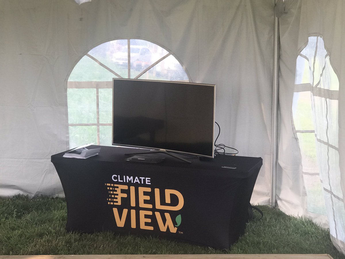 amslat's tweet photo. All set with @FieldViewCanada for @FS_PARTNERS day in Ayr!!  #BYWN19. #fieldview https://t.co/6xCsmNiTir