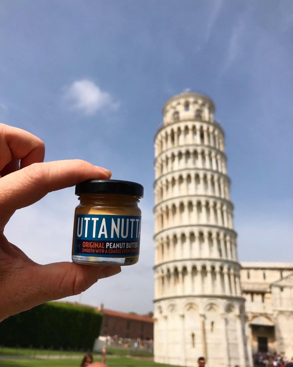 uttanutta's tweet image. Nutty George by a nutty leaning tower with some nutty peanut butter #italy #leaningtowerofpisa #pisa #tourist #travel #travelfood #peanutbutter #familybusiness #foodporn #foodphotography #italianfoodlover #healthyfood #healthybreakfast #vegan #veganfood #veganblogger #travelguide