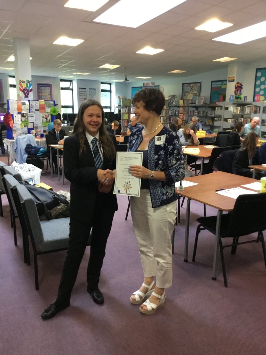 SmeatonAcademy's tweet photo. A huge thank you to our Volunteer Readers @CCrossgates, who have supported our KS3 students this year! This programme has had a tremendous impact on our students reading development and we cannot wait to welcome them back in September. #VolunteersChangeLives #ReadingForPleasure https://t.co/EIeRCCCfkV