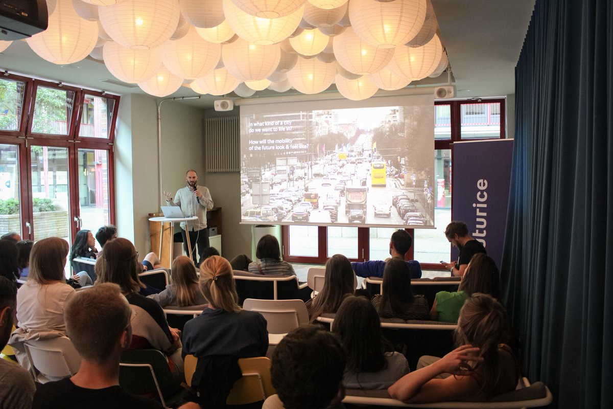 futurice's tweet photo. @SD_Berlin's #ServiceDesignDrinks at Futurice Berlin! Bastian Boss from Deutsche Bahn talking about the Future of Cities with a special focus on new mobility concepts and ways to a more inclusive society
#FutureCoCreated #FuturiceDE https://t.co/7LxbqytjY5