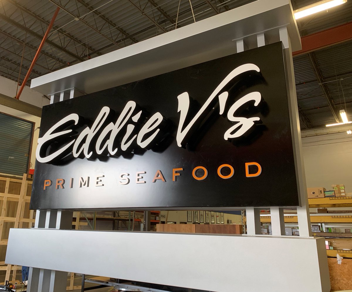 FederalHeath's tweet photo. A sophisticated sign ready to set sail for a sophisticated prime seafood restaurant. #FHVC #Since1901 https://t.co/N3neepEflp https://t.co/ZyhfyOHWlD
