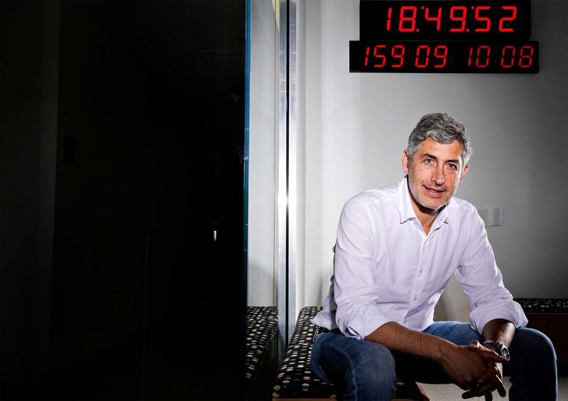 EutelsatGroup's tweet photo. Our CEO @AdrianSteckel tells @Business how we’re racing to bring high-speed internet to the unconnected half of the population – here’s how we’re going to make it happen: https://t.co/oQ4mJzTfB9 #OneWebOneWorld https://t.co/Lu3yv9eOS6