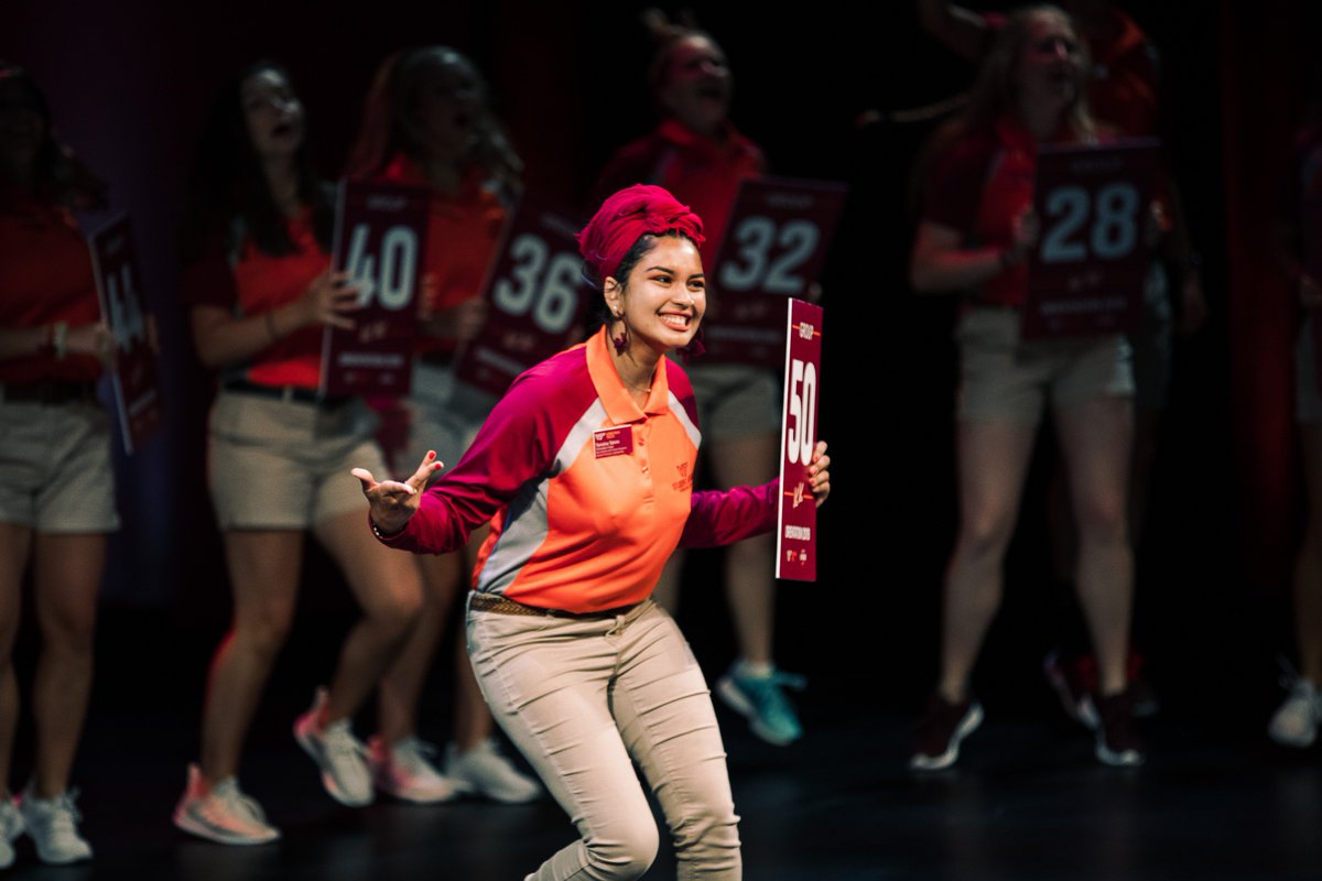 virginia_tech's tweet photo. #VT23 Orientation absolutely is as fun as it looks. 🎉😄🕺 https://t.co/988RYXnfZH