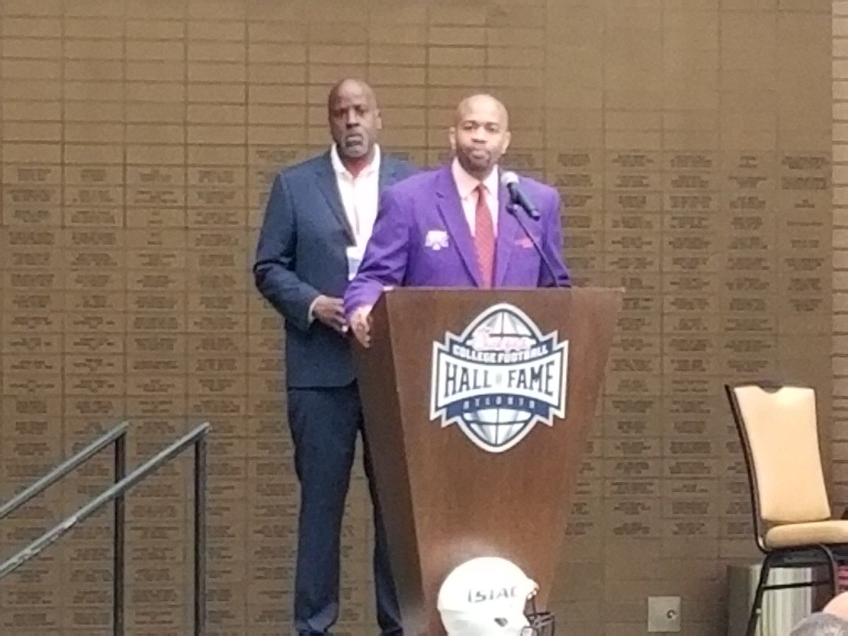 GridIronFS's tweet photo. Dr. A. Zachary Faison, Jr. and Commisioner Greg Moore announced that Edward Waters will be joining the SIAC... https://t.co/NBgrGUu2zV