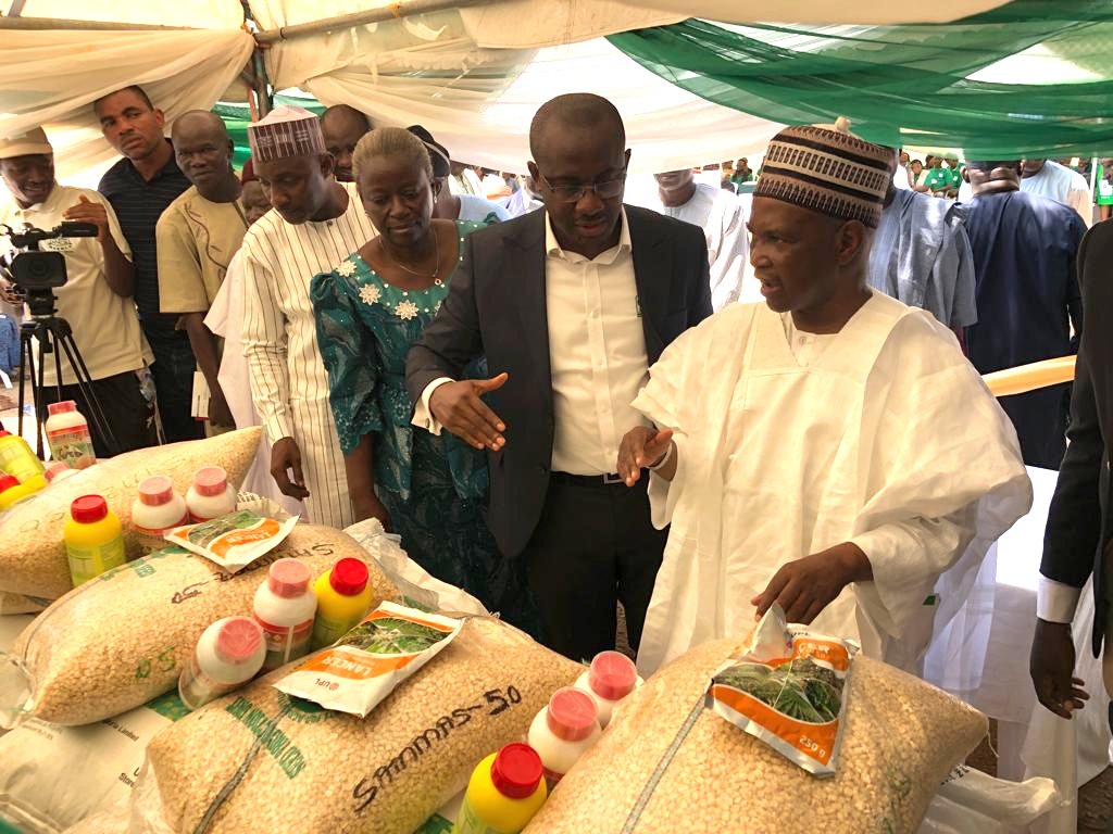 UPLLtd's tweet photo. 1000 maize farmers of Nigeria were provided #UPLLancer and #UPLSatellite under #AGROBOOSTER project, organized by @OCPFertilizers and UPL. True #OpenCollaboration was in action!
Read more: https://t.co/RGZEfDz0De
#OpenAg #MyUPL https://t.co/vkNMHiwrId