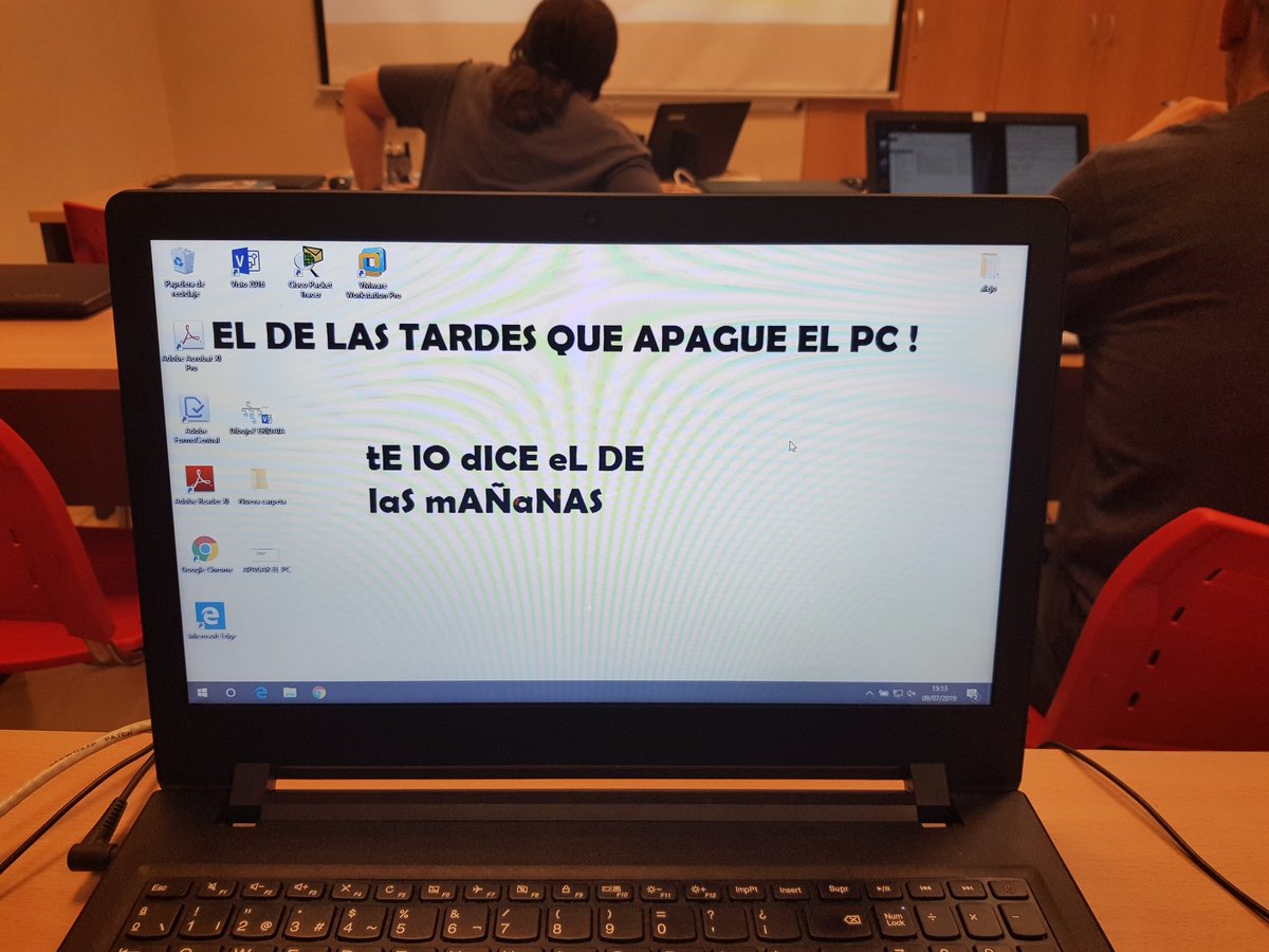 RedesVozDatos's tweet photo. Los alumnos también tienen que entretenerse... #FelizMartes https://t.co/8mHy9jb5P7