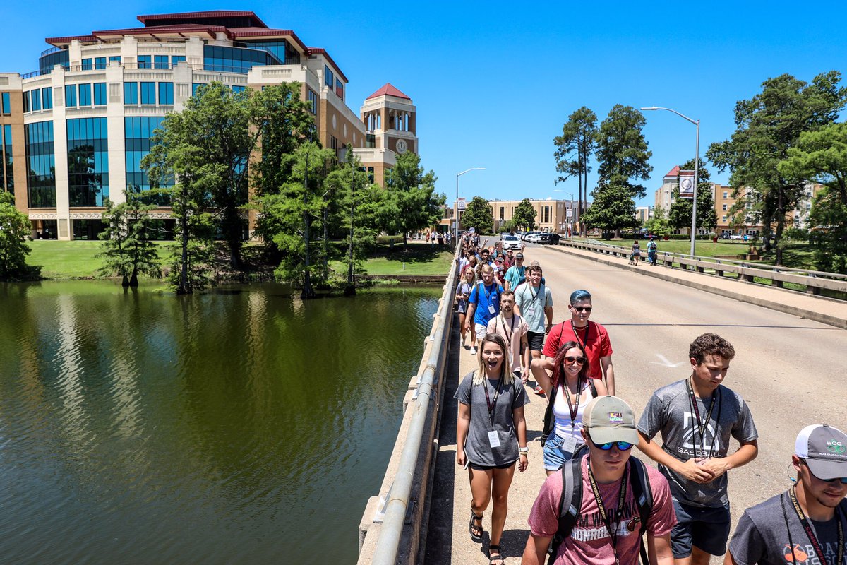 ULM_Official's tweet photo. We are all ~S M I L E S~ for another group of students to visit campus! π€©
#ulmprep #ulm2023 #PREP4 #ULMyourUniversity https://t.co/f5dCNbq1mQ