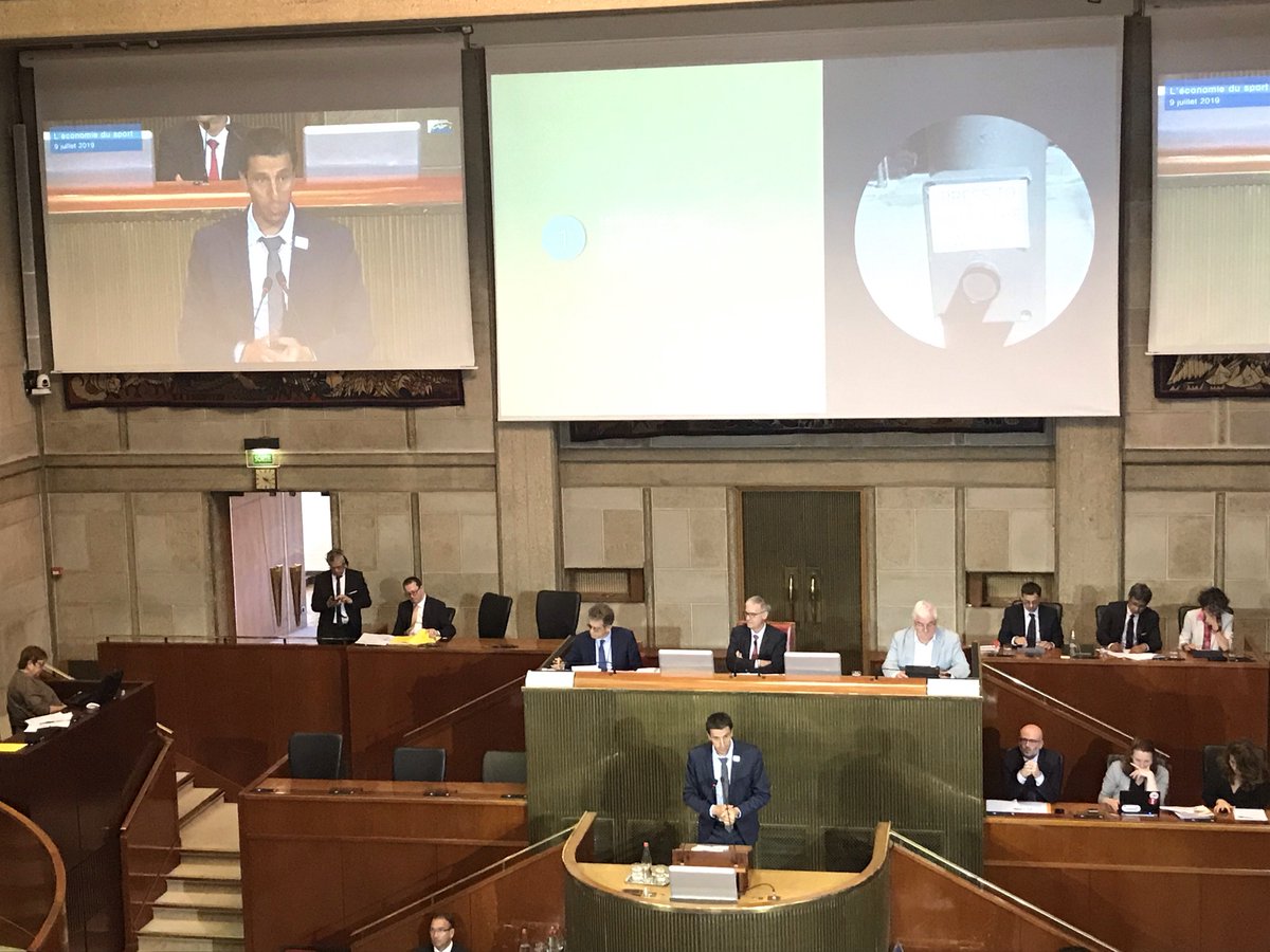 lecese's tweet photo. [#Paris2024] "On a besoin d'accompagner les acteurs territoriaux qui croient en le sport comme outil de politique publique" @TonyESTANGUET, Président du Comité d'Organisation des Jeux Olympiques &amp; Paralympiques de @Paris2024 en direct du CESE https://t.co/YQaufN1N1x