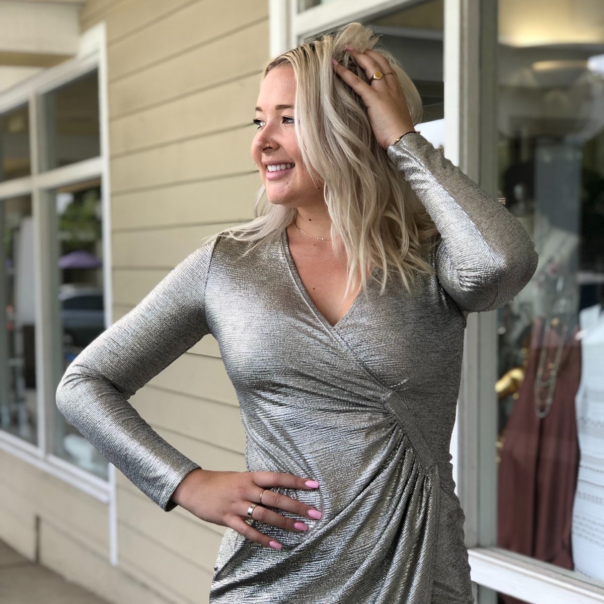 ShopIlenes's tweet photo. "Playing dress up begins at age five, and never truly ends." - @katespadeny 🌟  Show off your confident side in this gorgeous dress. 🖤 
#westlakevillage #oakpark #summerfashion #fashion #lbd https://t.co/ZO8SdnBmrj