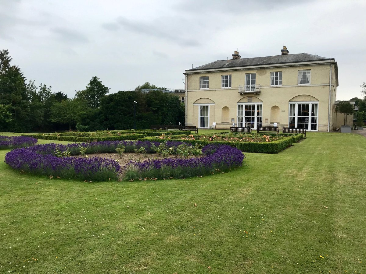 MediaproTrain's tweet photo. Stunning location to be training at today #Ipswich #WhersteadPark #Fab #Food2! https://t.co/qMLnOdfNf2
