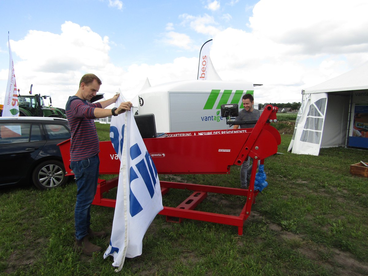 WUR_Valthermond's tweet photo. De opbouw voor de #Zetmeelaardappeldag van de @Avebe_group is in volle gang! #100jaar #10juli2019 https://t.co/0ugqyZSZMO