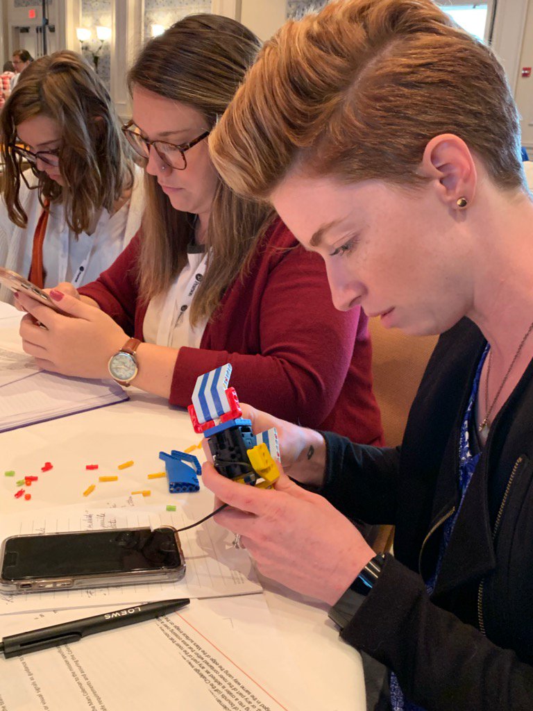 DigdpInfo's tweet photo. SC STEM leaders engaging in the STEM Leadership Alliance Summit #stemalliance19 @SciOnTheMove @S2TEMCentersSC @imagineupstate @KMMWaves https://t.co/9sYDtNoXsN