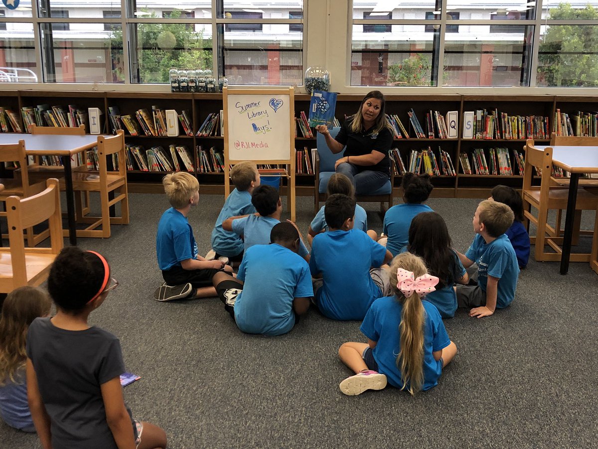 We have open media at <a href="/rjlCardinals/">RJ Longstreet Elementary</a> @RJLMedia with <a href="/Cass_Stewart/">Cassandra L. Stewart</a> and <a href="/christina81883/">Christina Rajcooar</a> We have crafts, #makerspace, <a href="/Sphero/">Sphero</a> <a href="/FloridaSSYRA/">Florida SSYRA</a> books and book chats, and so much more! #CaringCardinalsThriveByTheSea #CaringCardinalsReadByTheSea