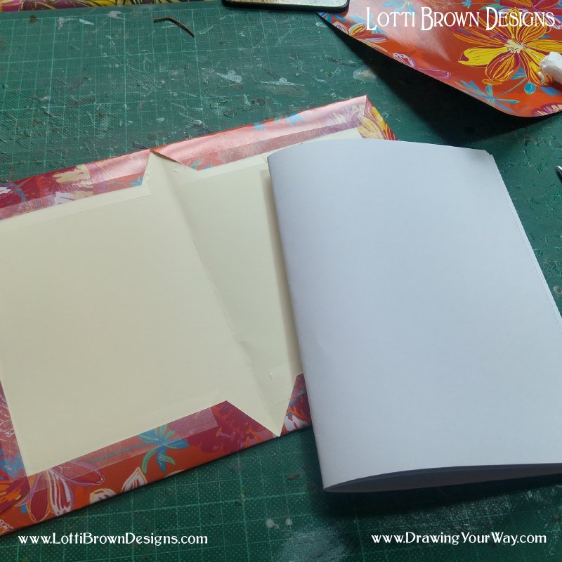 lottibdesigns's tweet photo. Have fun, get creative, save money and make your own simple sewn sketchbook at home :) Easy step-by-step instructions here: https://t.co/VvqqN87Q2L #sketchbook #sketching #drawing #startdrawing #drawingyourway #makeasketchbook https://t.co/7FX5uNITIV