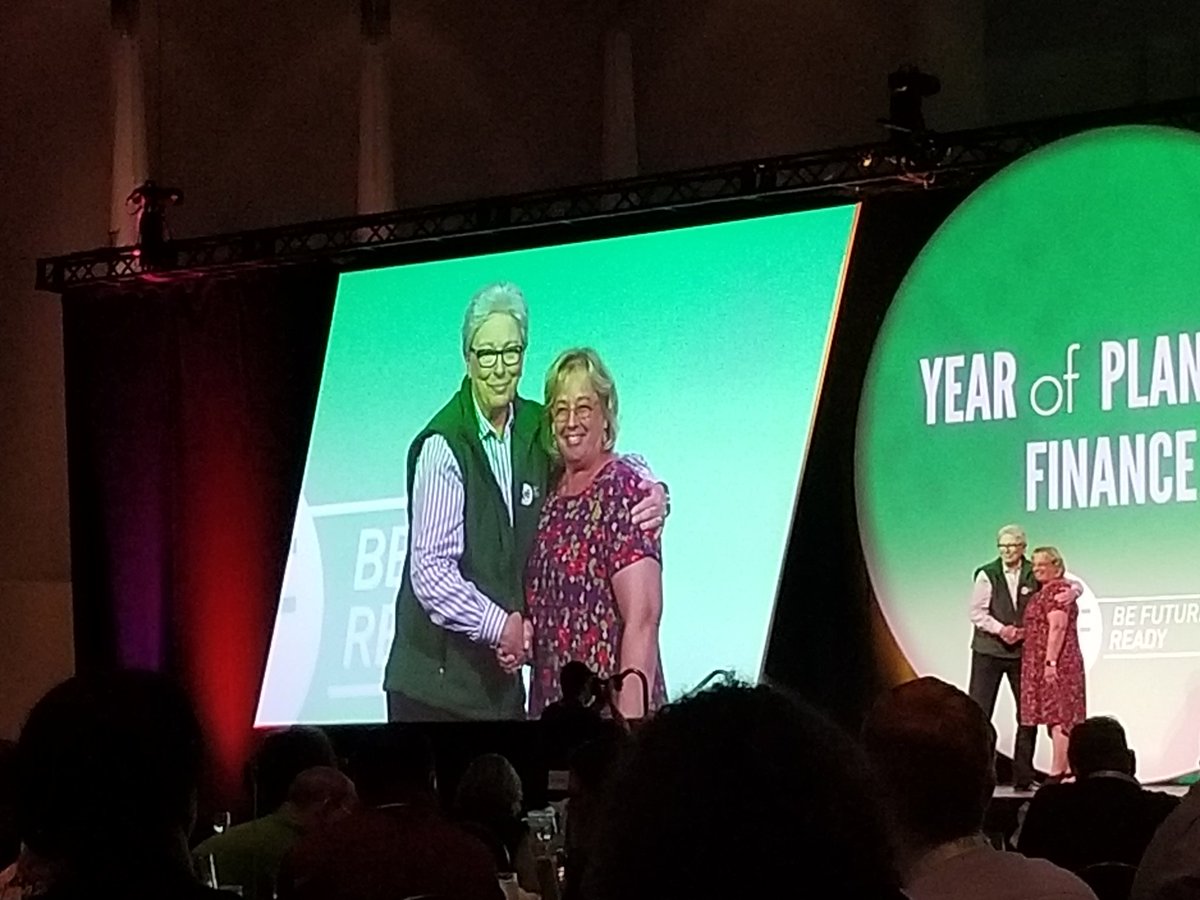 bynum2009's tweet photo. My #NAFfirmation is to get more Academies @wsfcs just like Our New Academy of Finance @GlennhsA. Congratulations and welcome to Glenn HS #NAFNext19 @NAFCareerAcads https://t.co/55DZoOohDm
