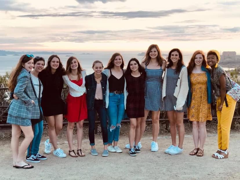 mtparanschool's tweet image. The 2019 MPCS French trip started off in Paris where the 31 participants visited the Louvre, explored Paris and Notre Dame, and traveled to Sacre Coeur, Montmartre, Giverny, St. Malo, Arromanches, and Mt. St. Michel. #MPCSForeignLanguage #LearningAbroad