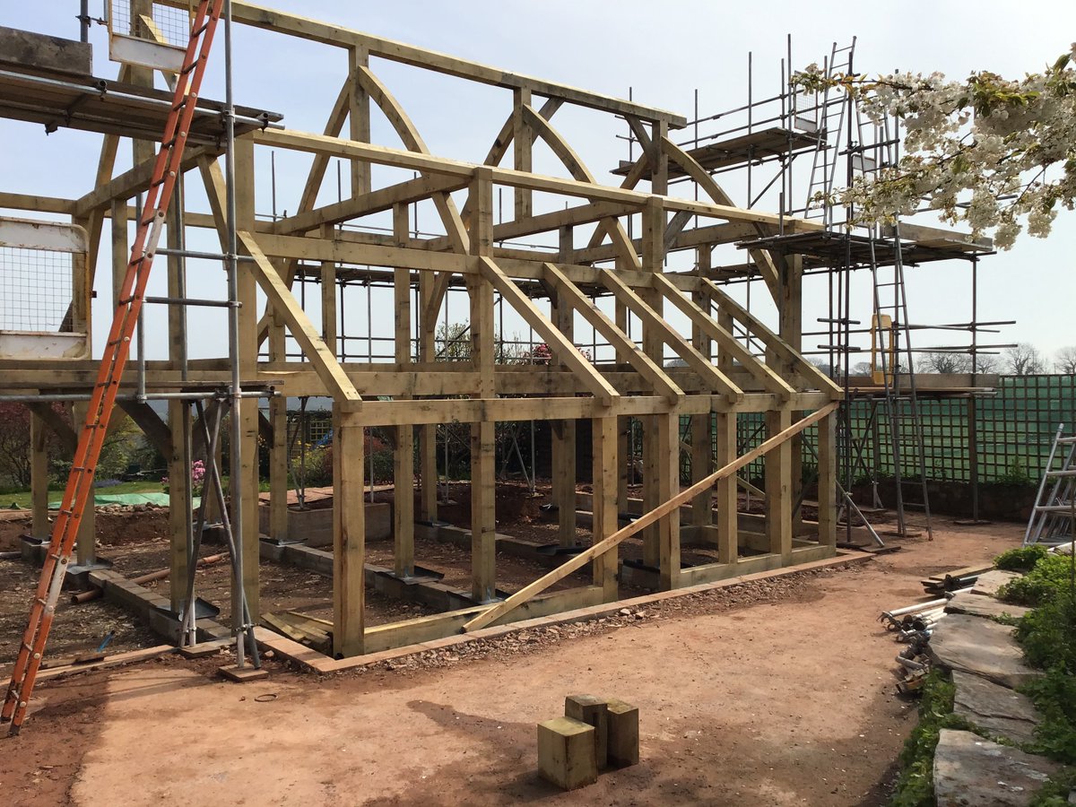 Another quality <a href="/Carpenteroak/">Carpenter Oak Ltd</a> frame being constructed in Moreleigh, South Hams #DBCP