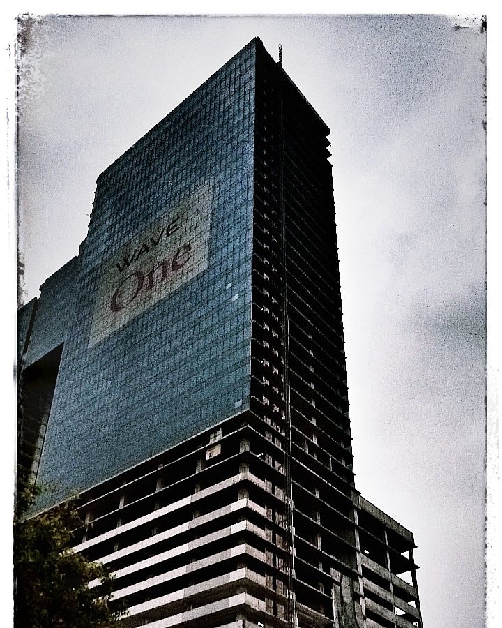 mgmohitgrover's tweet image. "सपना जो पूरा ना हो सका.." #Noida #Wave #WaveBuilding #WaveMall #India #Delhi #infrastructure #high #mg #insta #weather #cloud #noidawave #pontychadda