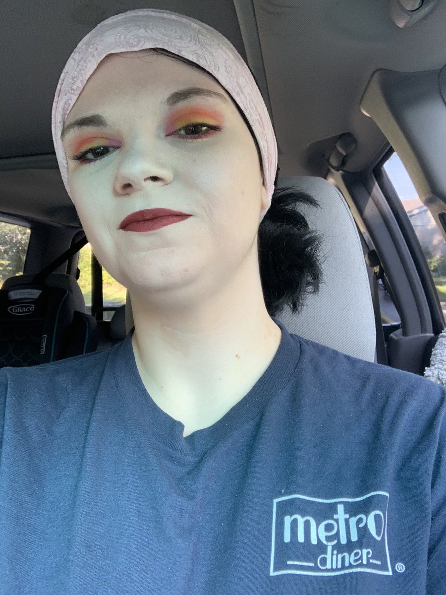 SarahGibbens's tweet photo. @JeffreeStar I love your Jawbreaker pallet!! I work as a host and everyone I greet always complements and loves my eyeshadow! If you’re ever in Oklahoma stop by Metro Diner in Tulsa Hills shopping center and come see me! https://t.co/qtE46D7g7Y