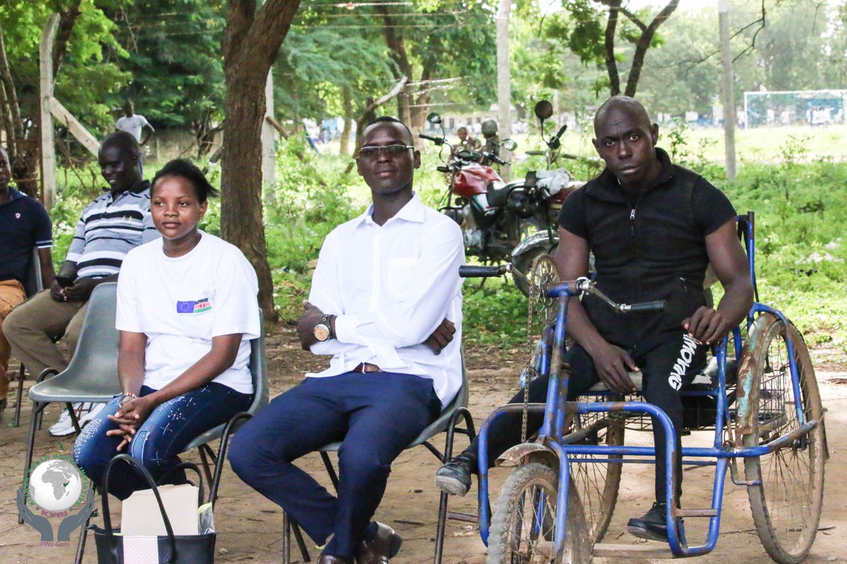 actionlife_Ke's tweet photo. Pride Of Lamu Self help group and Madam Tabitha - Program Officer From KYBI during youth and security agencies soccer tournament to strengthen the spirit of tolerance @KYBI_ke in partnership with @tendasasa funded by @USAIDKenya .
#wecare #Scorelamu #Lamutamu #Tupendane https://t.co/iYKe1z0yR9